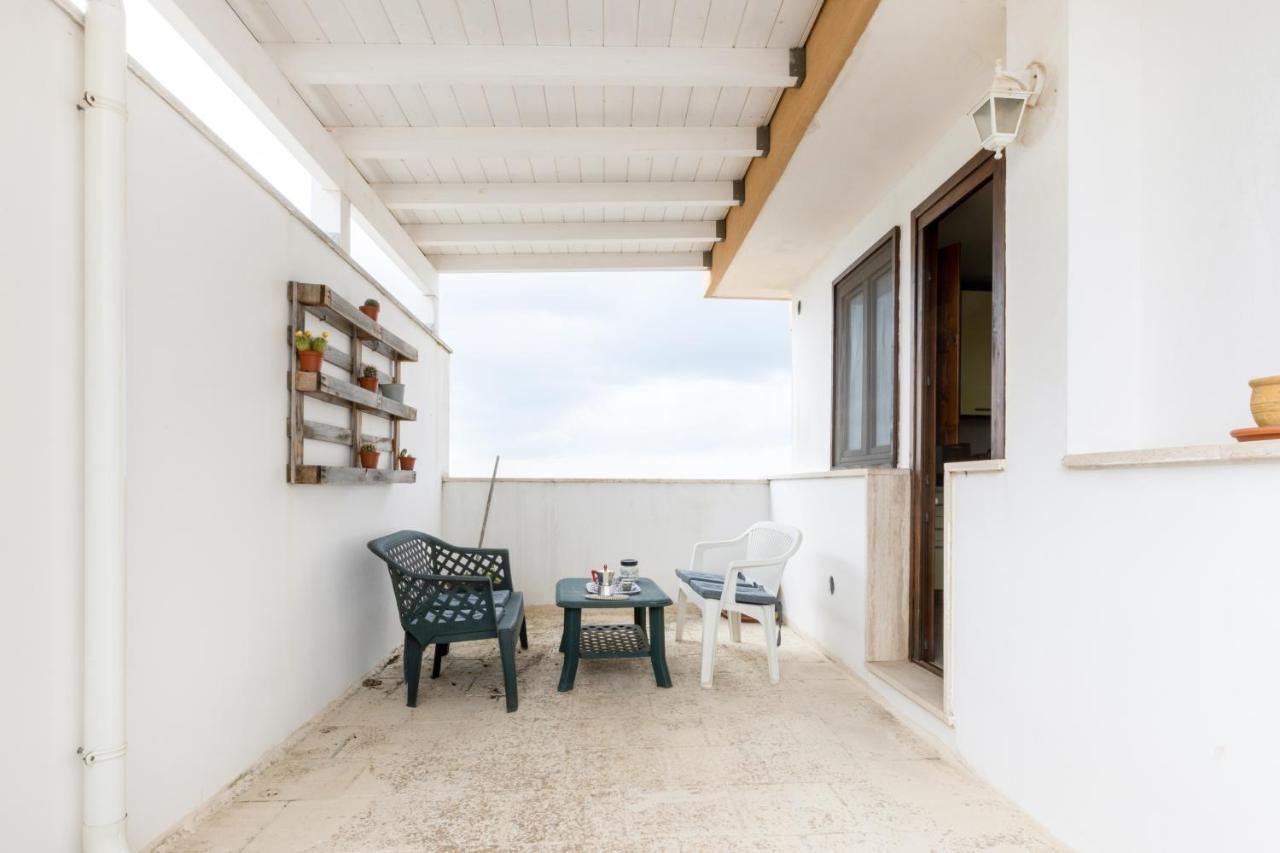 Ferienwohnung Lecce Colorful Flat With Terrace & Parking Exterior foto